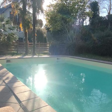 B&B En Plein Coeur De La Foret Artiguelouve Εξωτερικό φωτογραφία