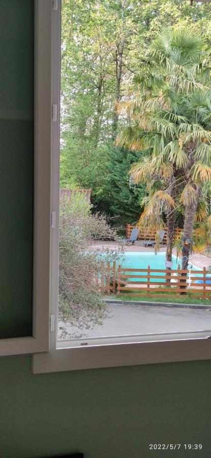 B&B En Plein Coeur De La Foret Artiguelouve Εξωτερικό φωτογραφία
