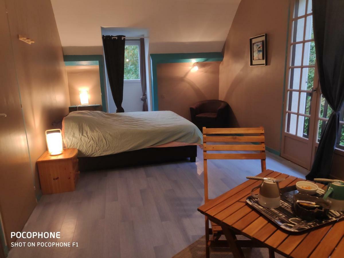 B&B En Plein Coeur De La Foret Artiguelouve Εξωτερικό φωτογραφία